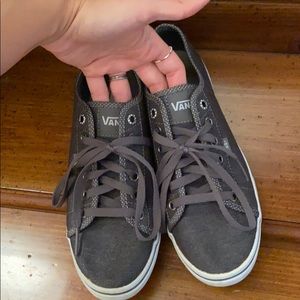 Vans 7.5 shoes